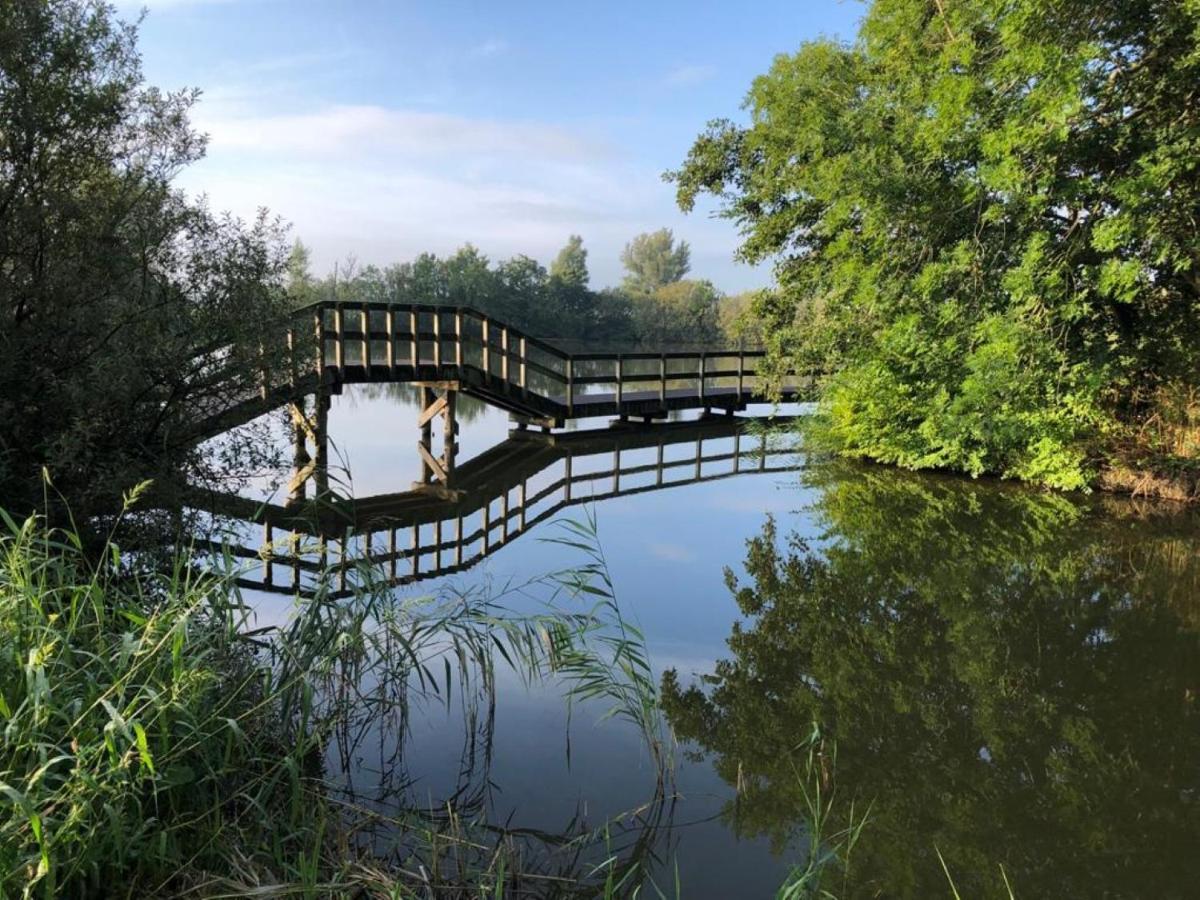Chalet 575 Op Recreatiepark De Wielen シント・マールテン エクステリア 写真