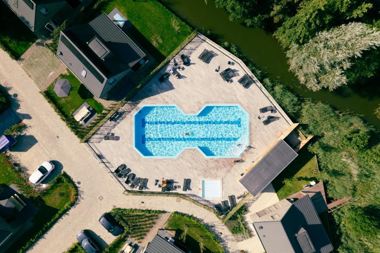 Chalet 575 Op Recreatiepark De Wielen シント・マールテン エクステリア 写真